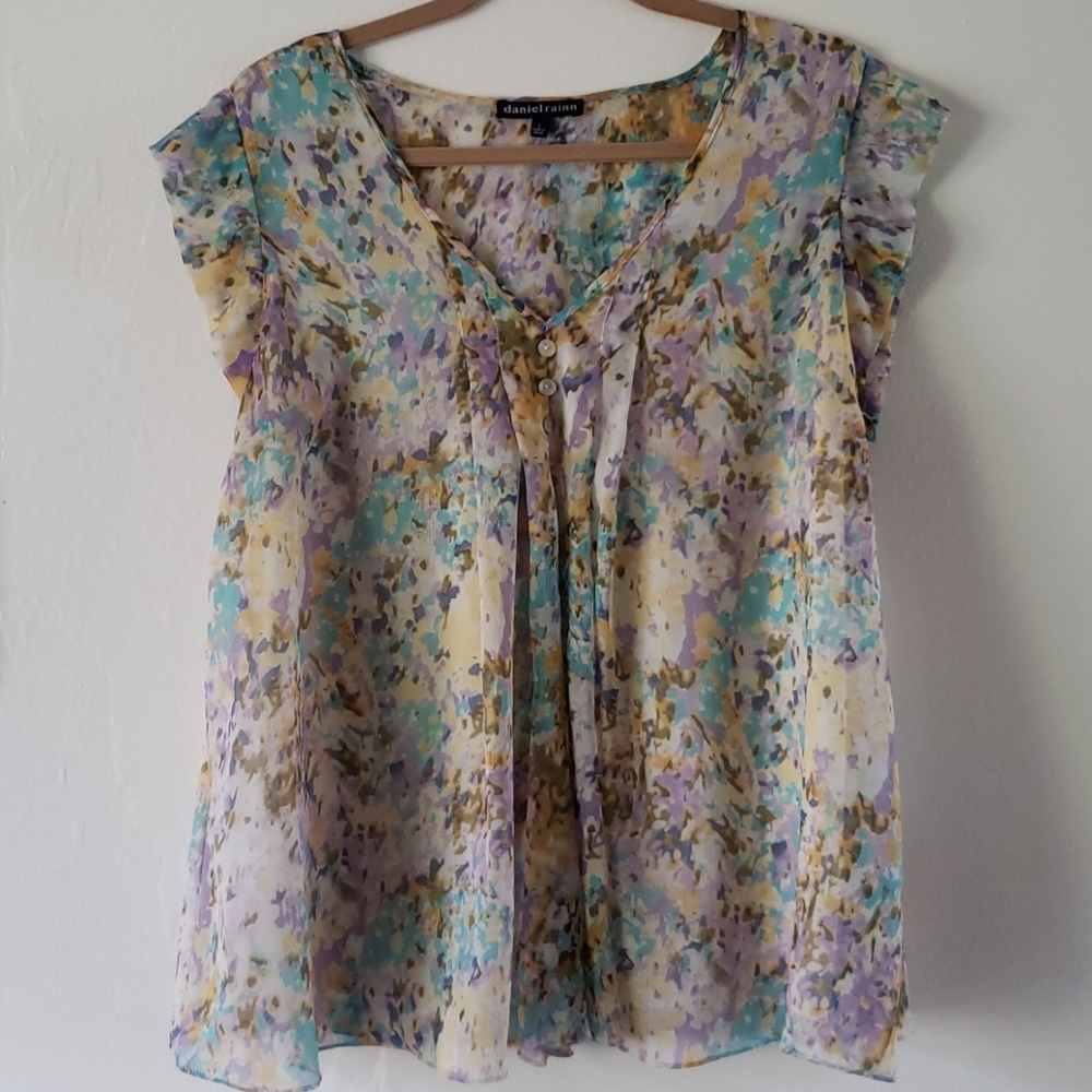 Daniel Rainn floral blouse